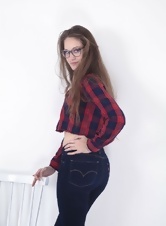 Girl doesn't need to wear glasses when she demonstrates hairy pussy