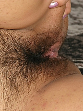 Mature naked babe flaunts hairy pussy, natural saggy tits and bold solo tease